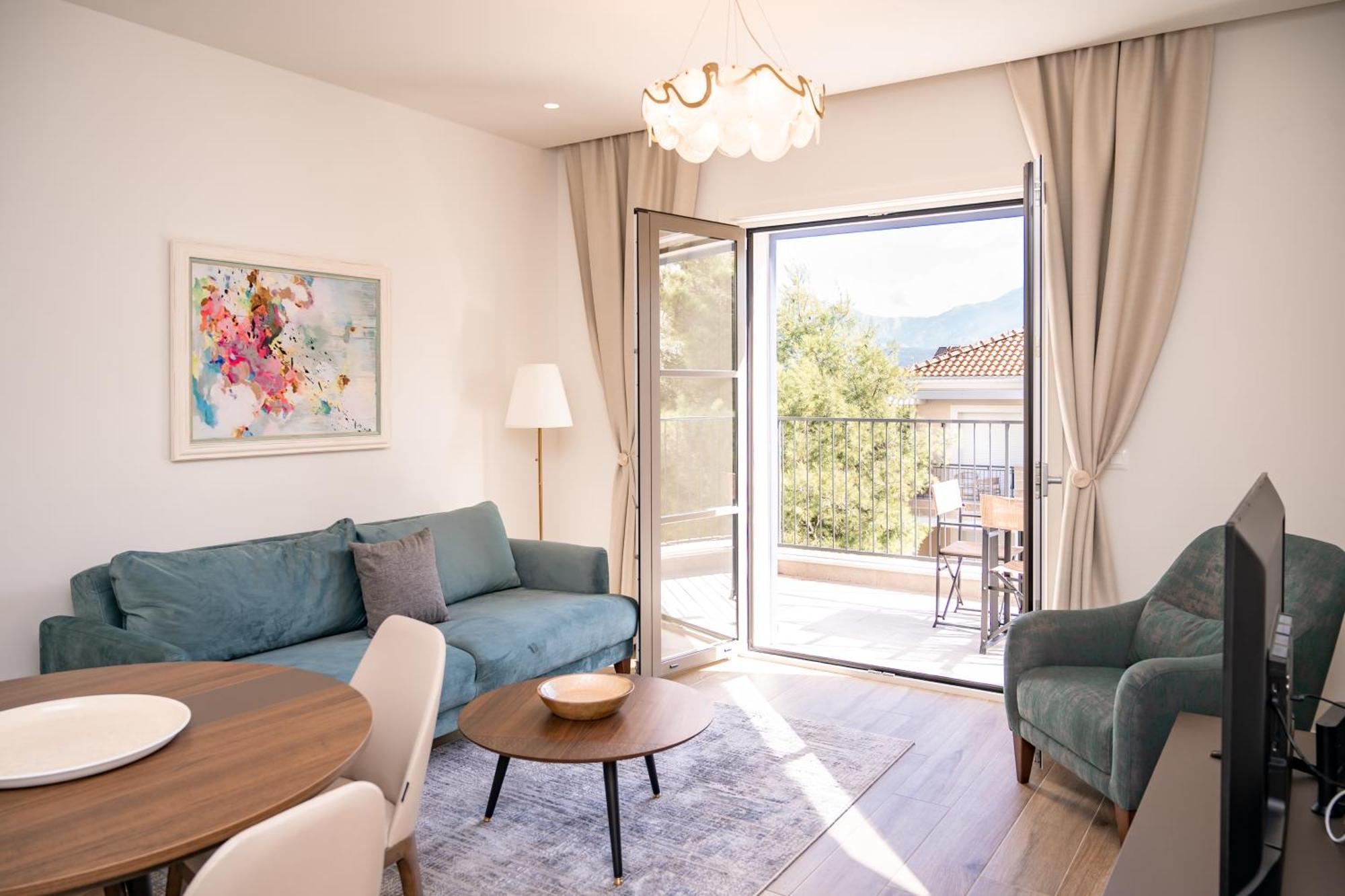 Apartment Lustica Bay Tivat