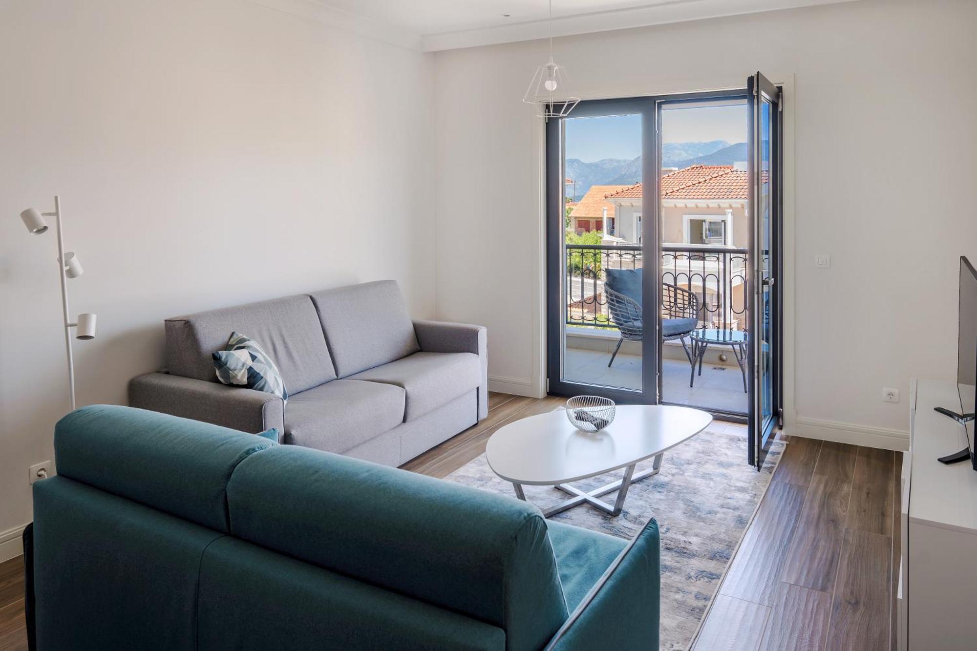 Apartment Lustica Bay Tivat