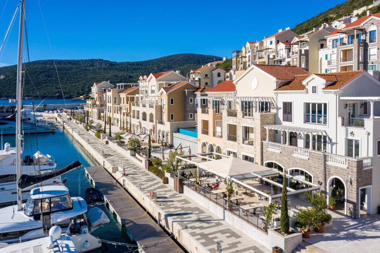 Lustica Bay Тиват