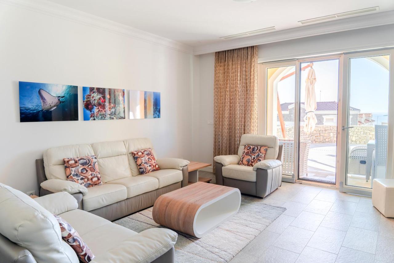 Lustica Bay Апартаменты *