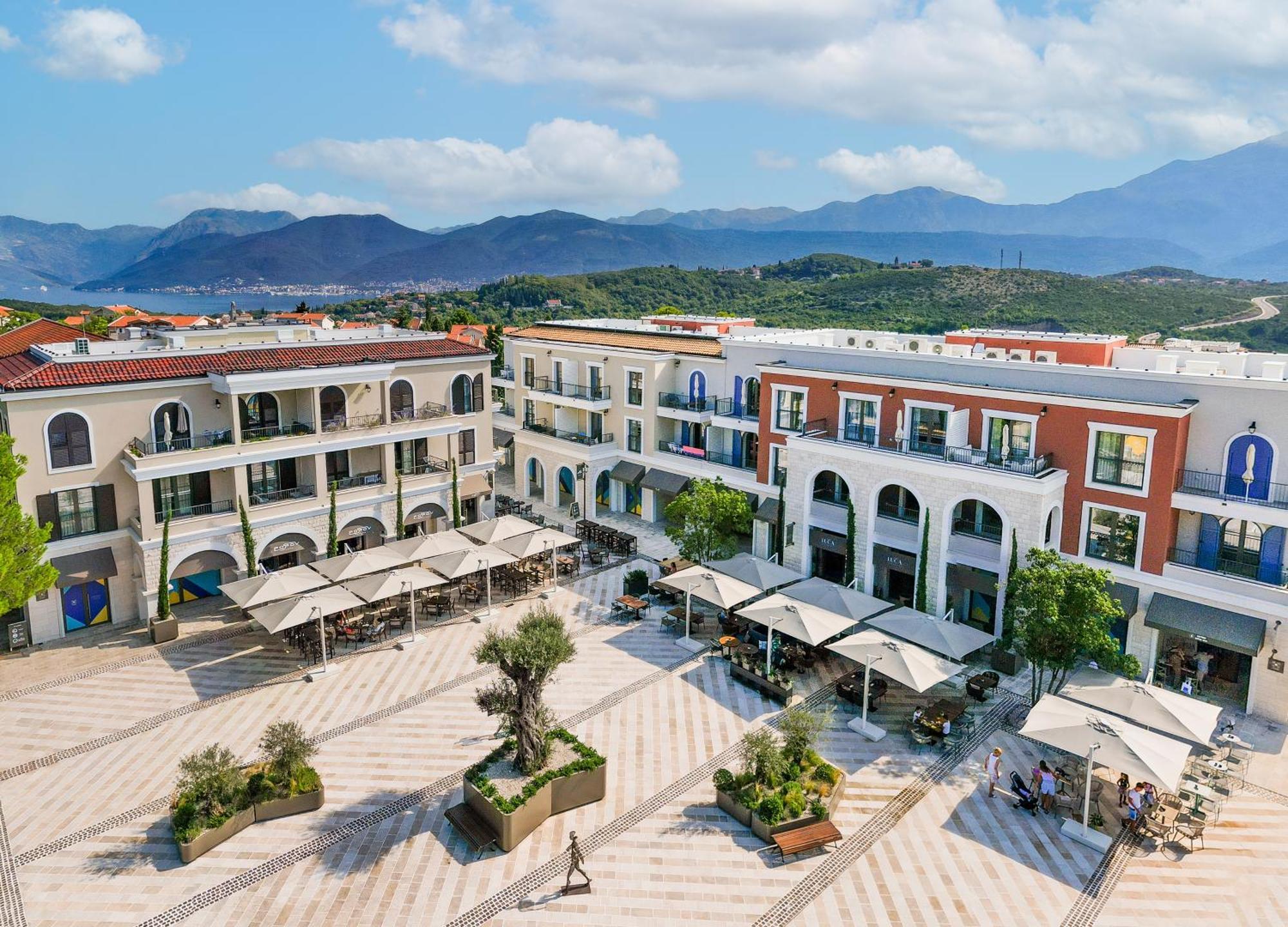 Lustica Bay Тиват