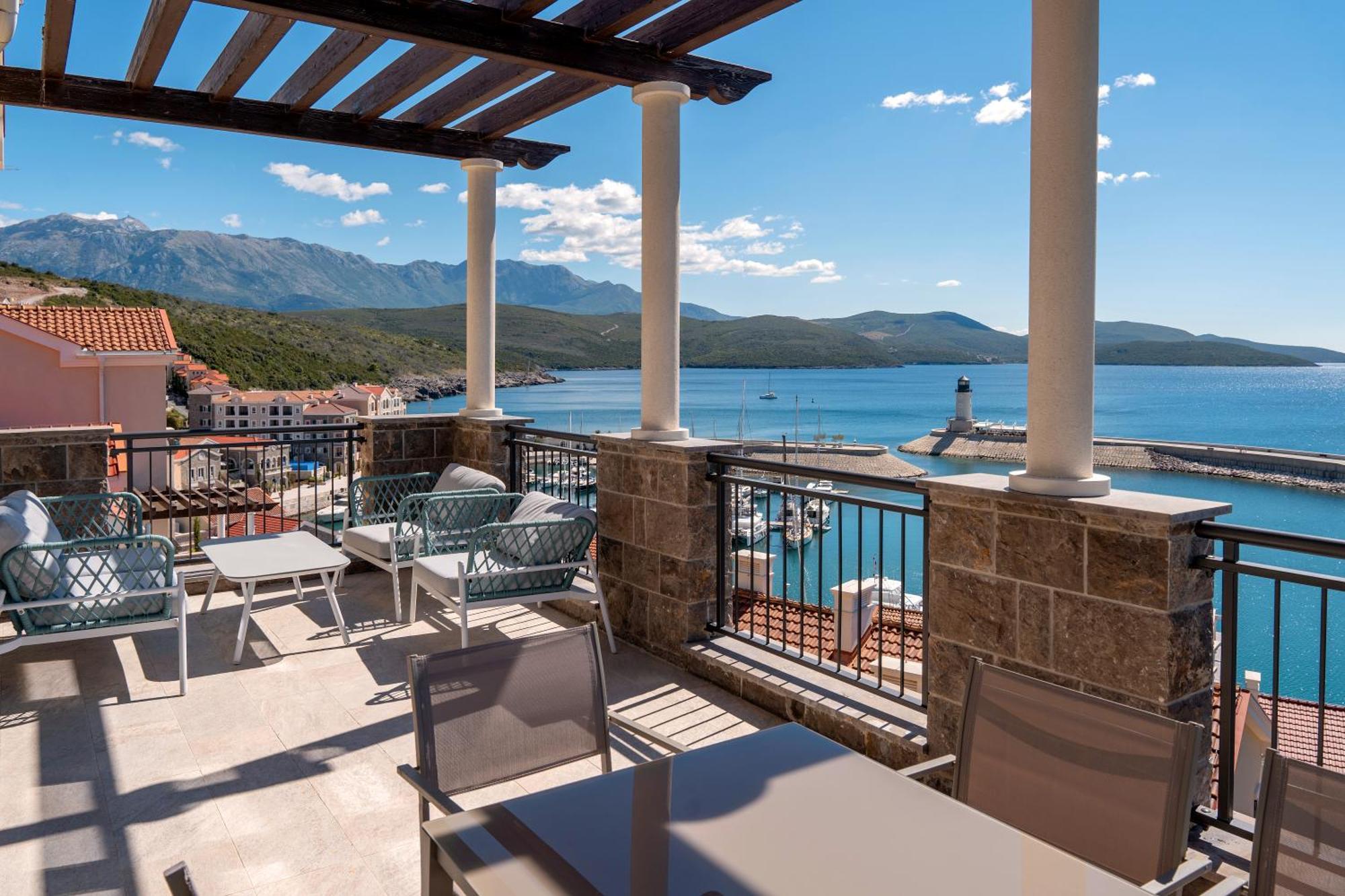 Апартаменты Lustica Bay