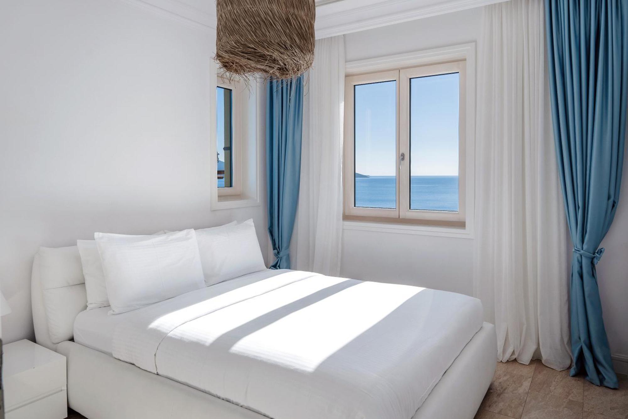 Апартаменты Lustica Bay *