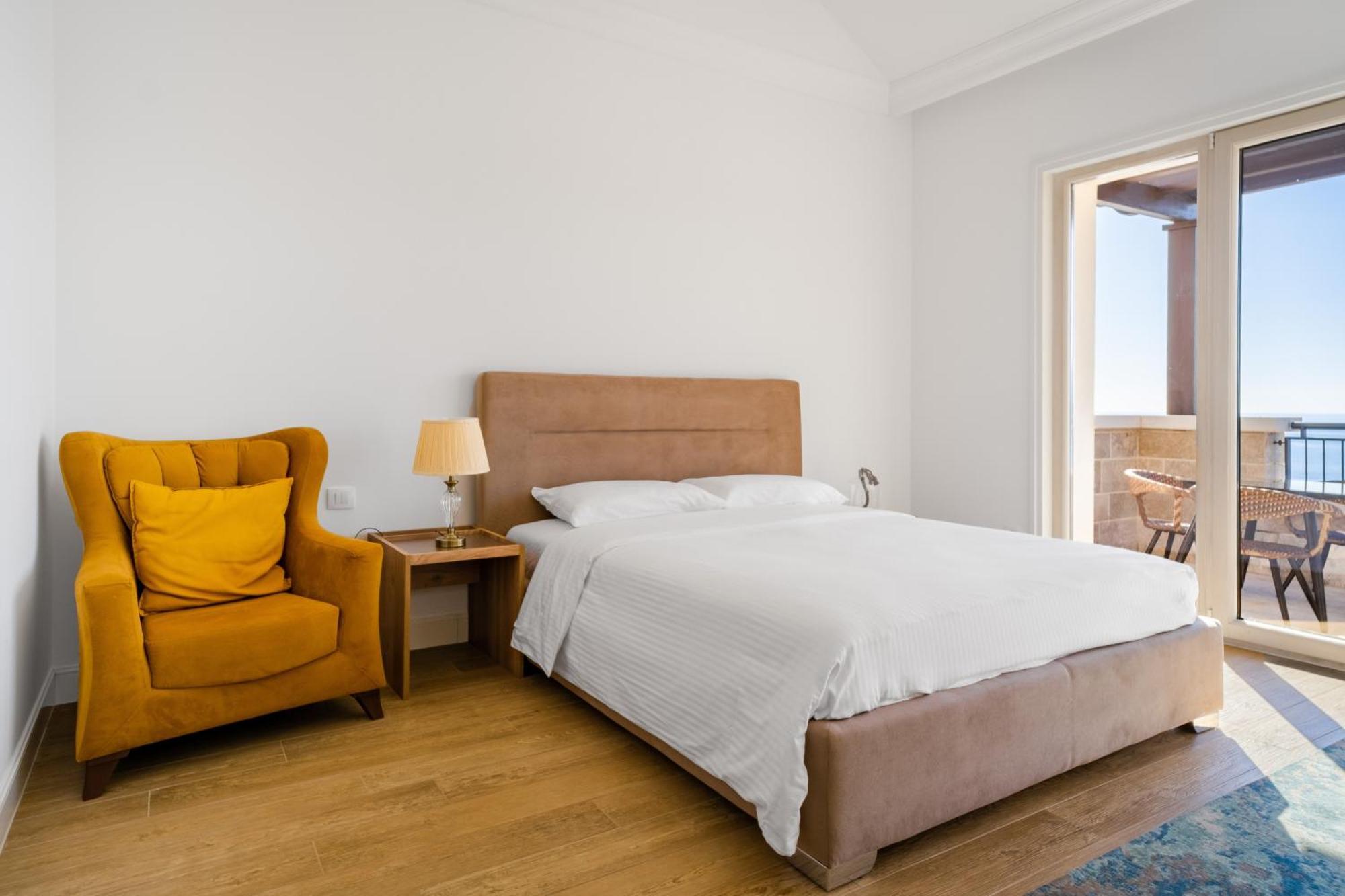 Lustica Bay Apartman *