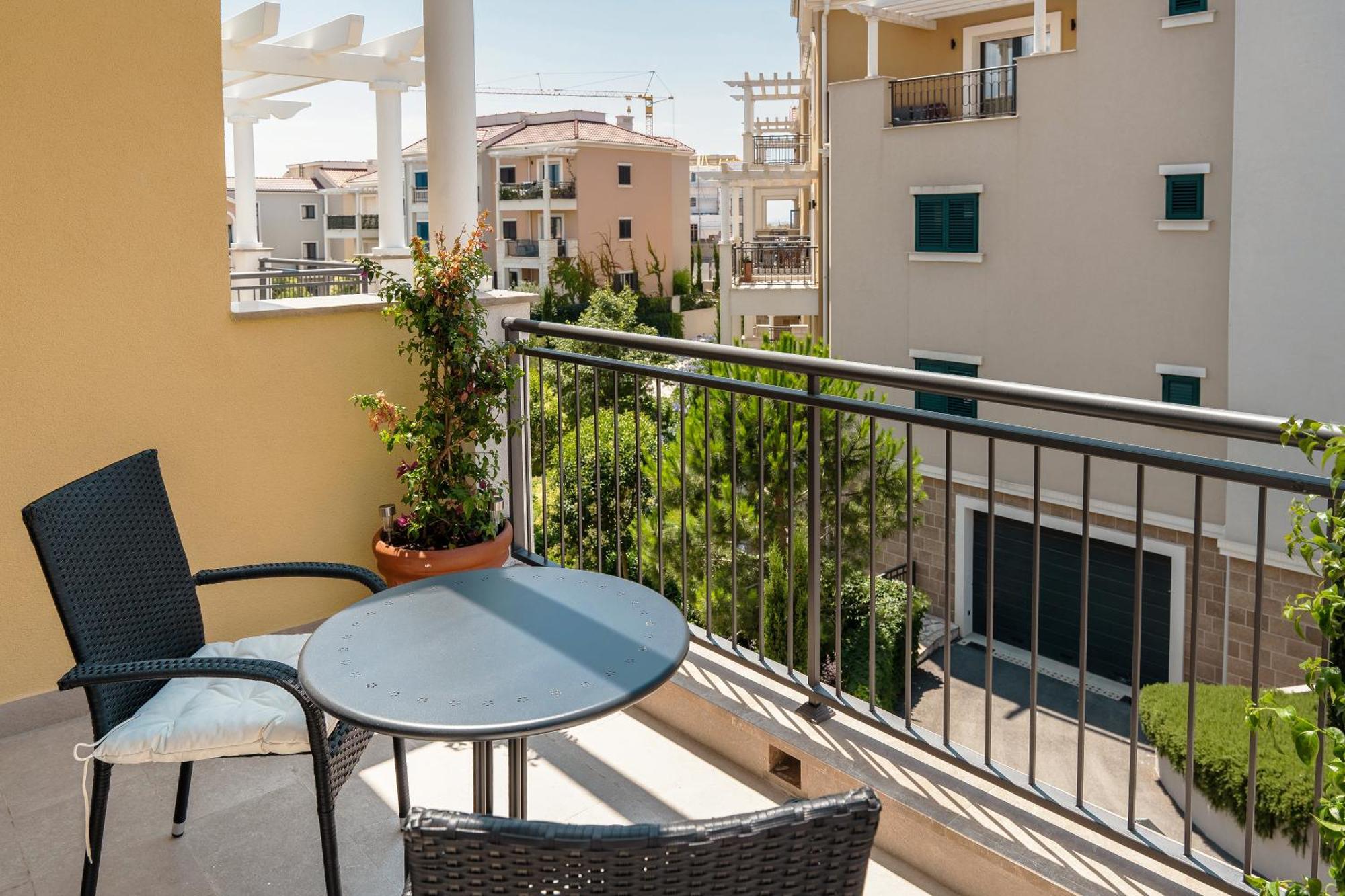 Apartment Lustica Bay